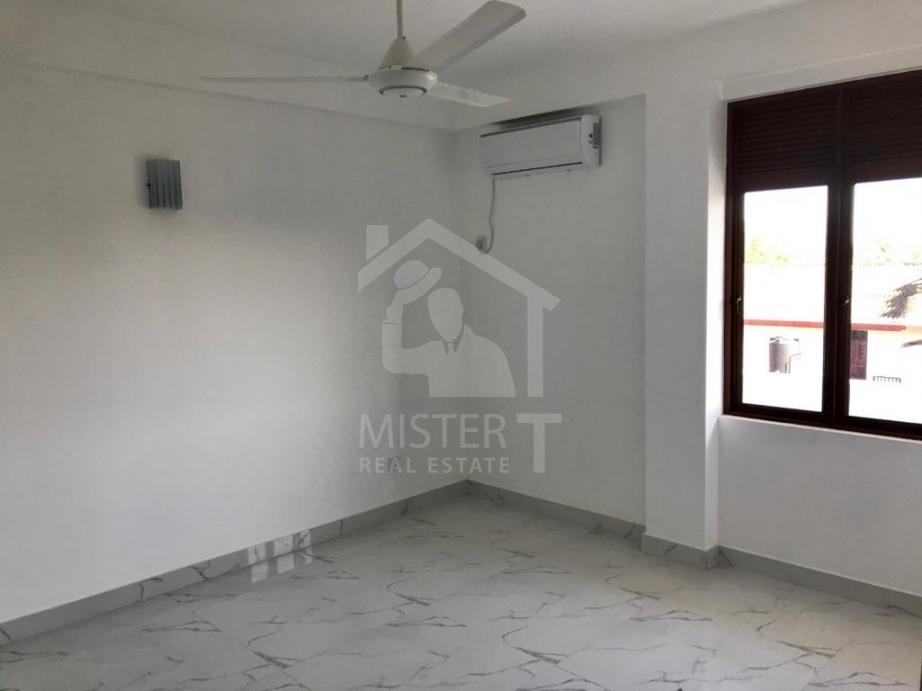 Private Apartment for Rent in Dehiwala - image 2