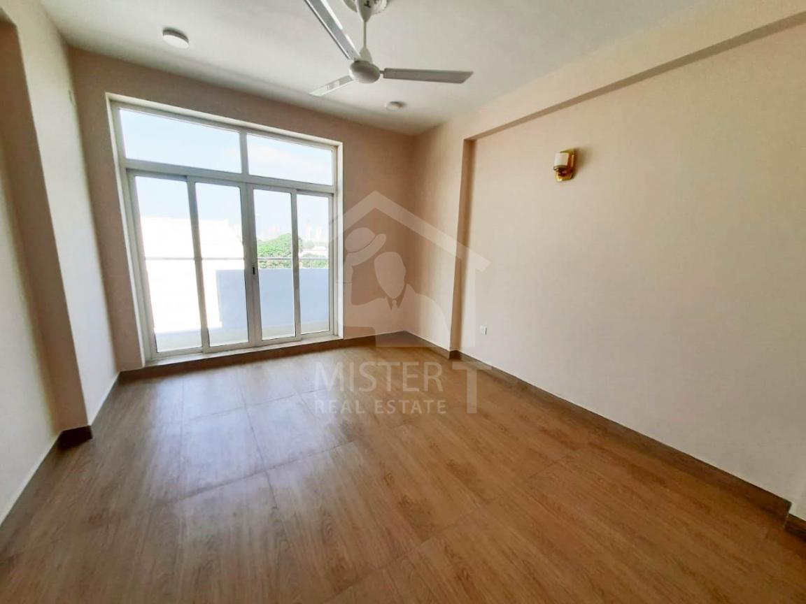 Apartment for Rent in Colombo 04- image 3