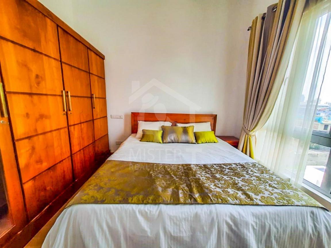 Apartment for Rent in Colombo 07- image 3