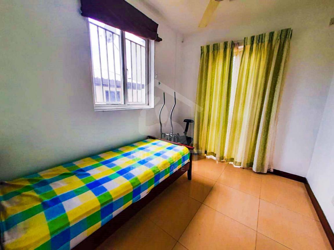 Apartment for Rent at Wimbledon Court- image 3