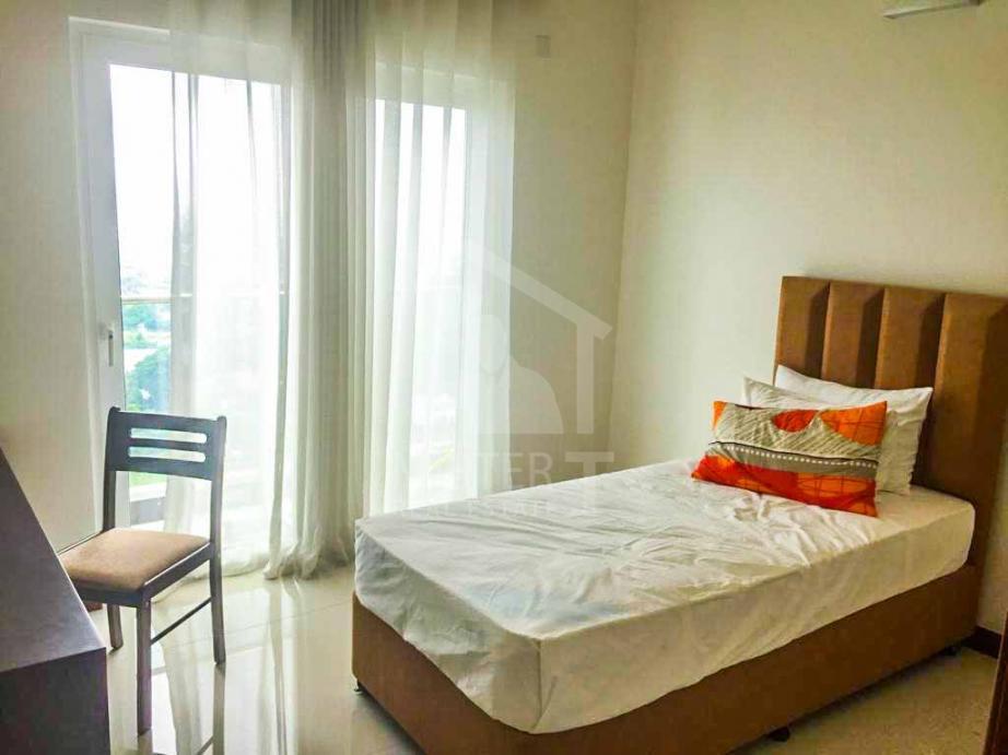 Apartment for Rent at Fairway Skygarden - image 3