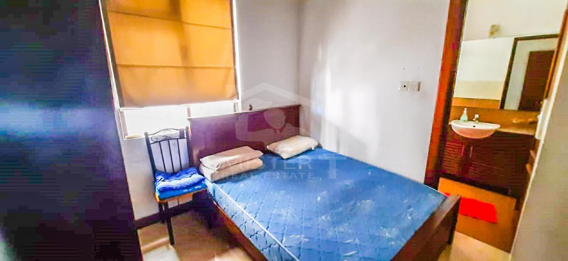 Apartment for Rent at Hedges Court - image 3