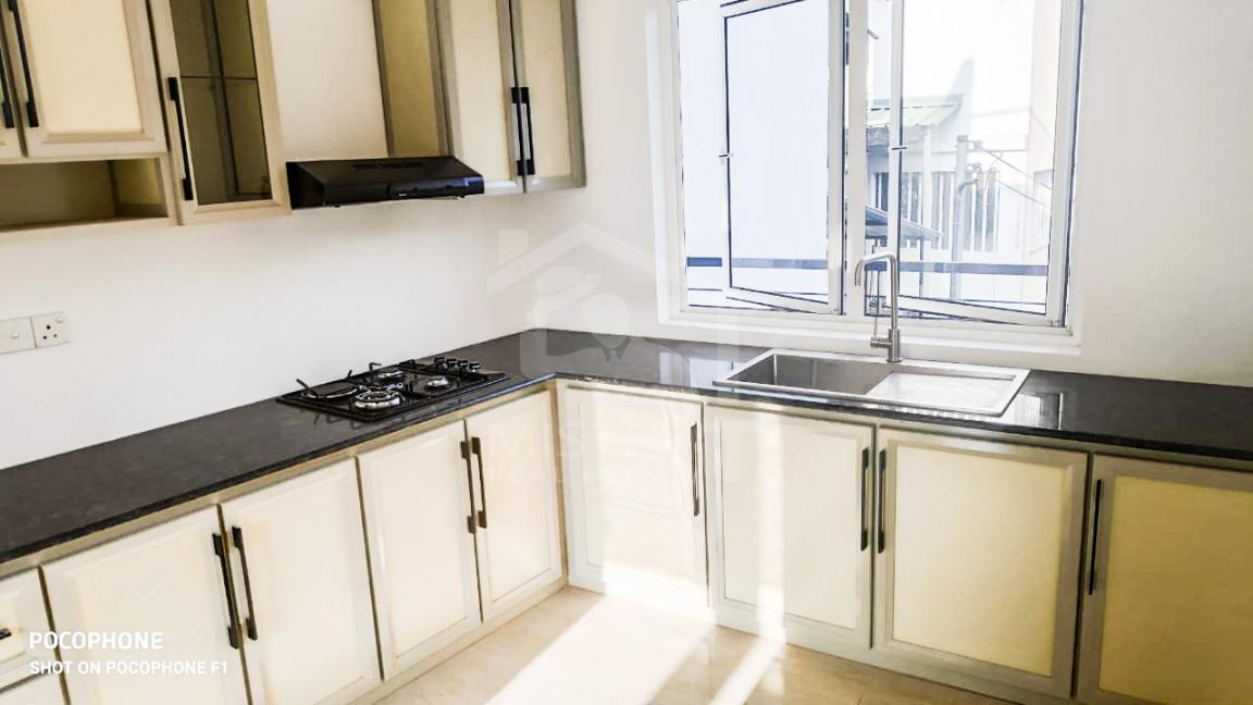 House for Rent in Dehiwala- image 4