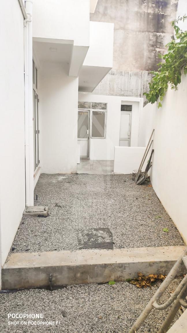 House for Rent in Dehiwala- image 5