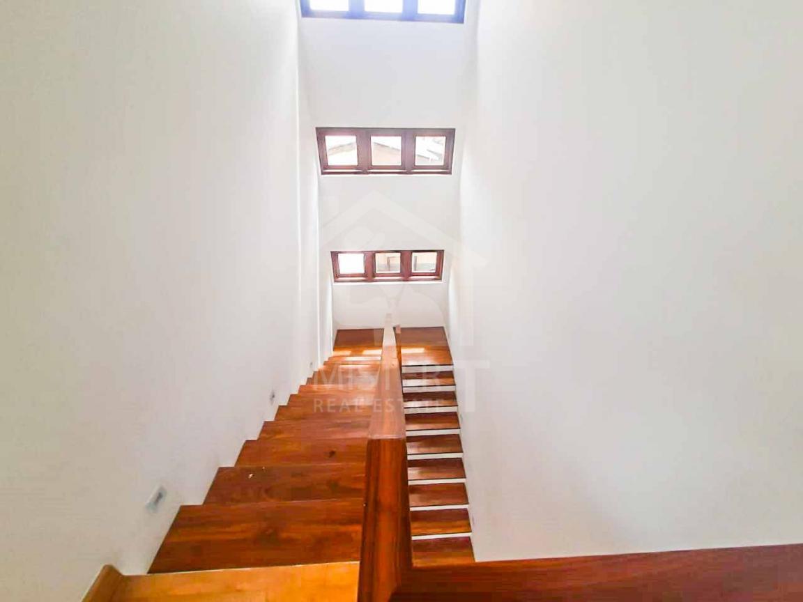 Luxury House for Rent in Nawala- image 5