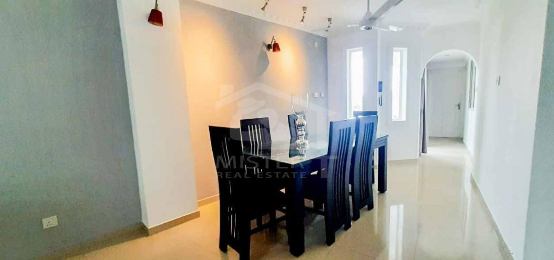 Apartment for Rent in Emerald Towers- image 6