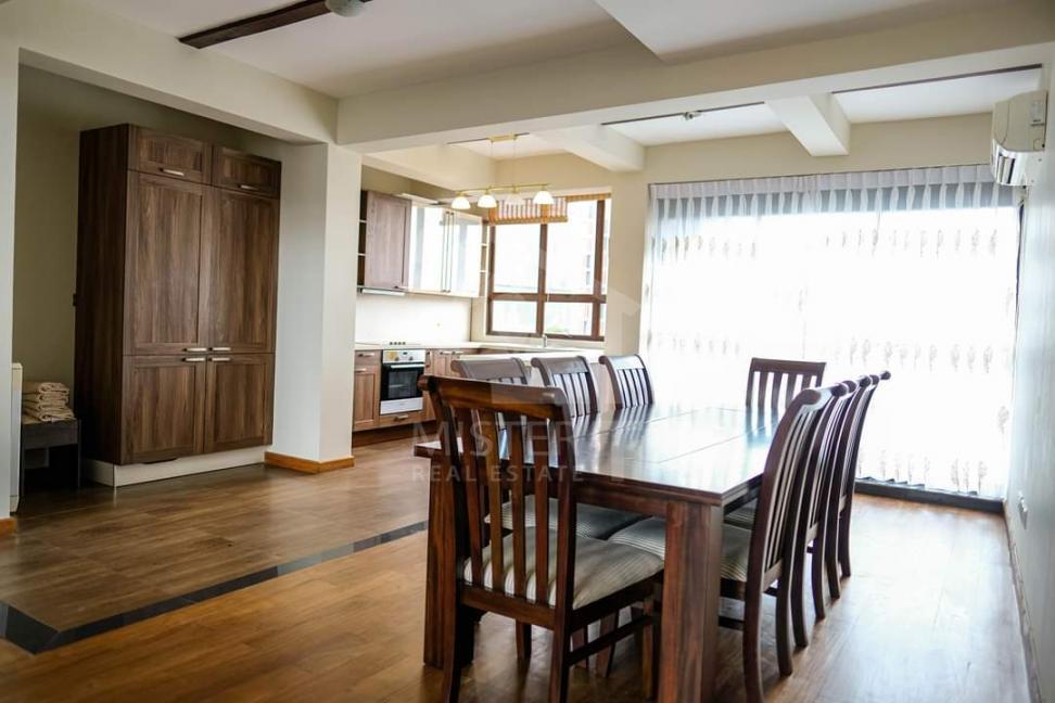 Duplex for Rent at the Kynsey Residence- image 7