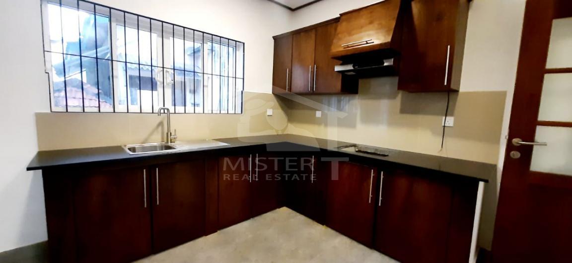 House for Rent in Colombo 08- image 3