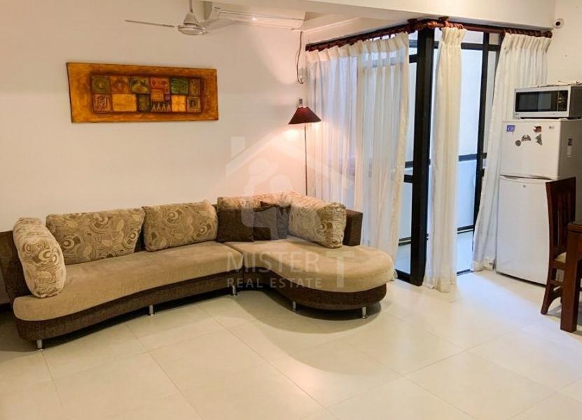 Apartment For Rent at Royal Court - image 1