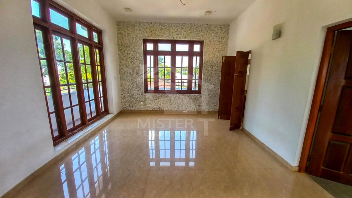 Private Apartment for Rent in Nugegoda- image 1