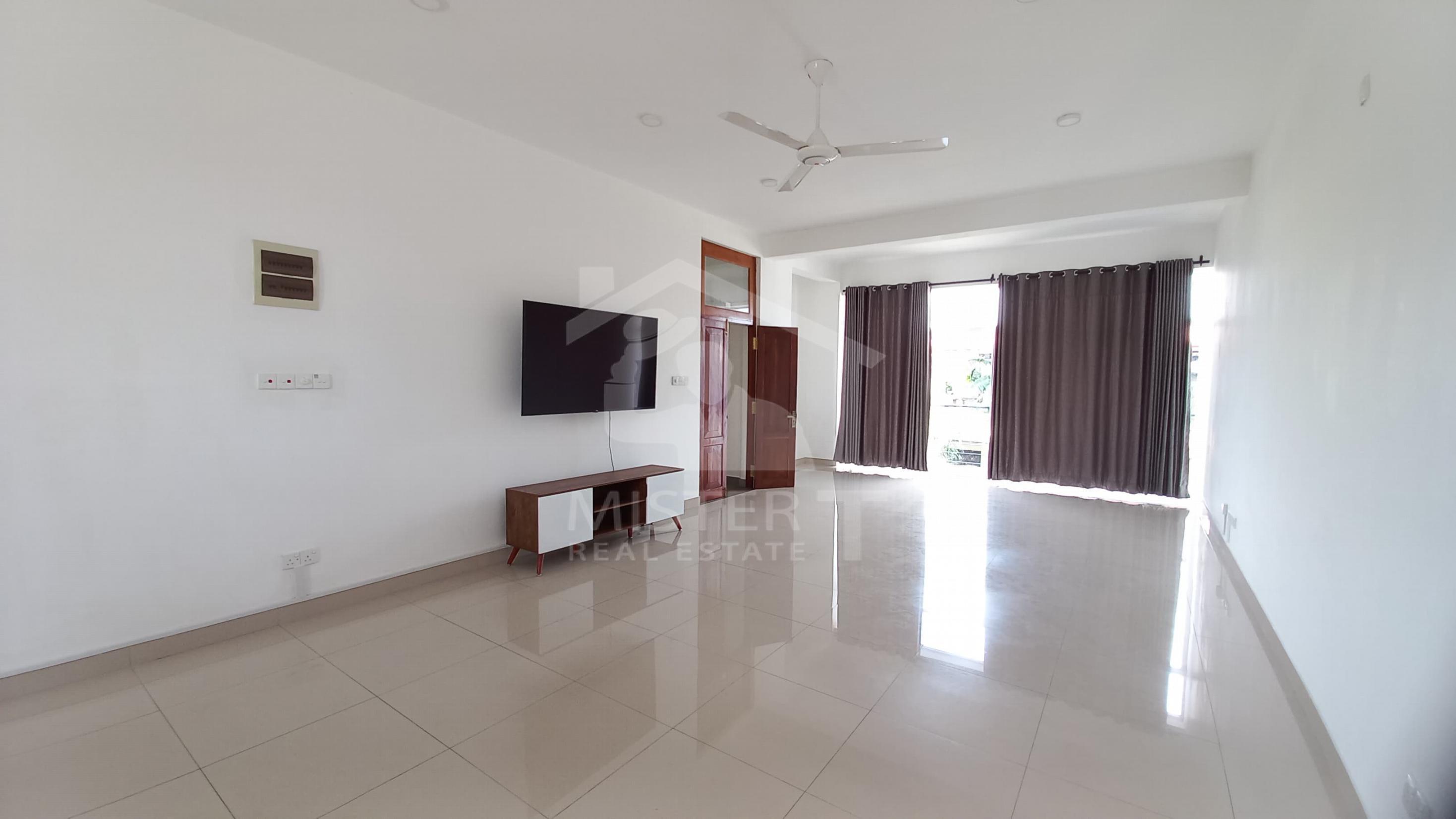 Private Apartment For Rent in Nugegoda- image 2