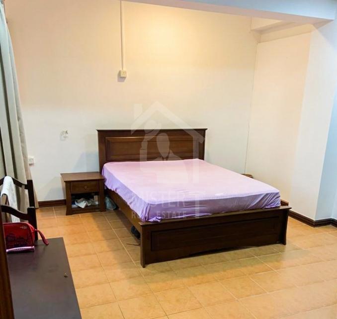 Apartment For Rent at Royal Court - image 3