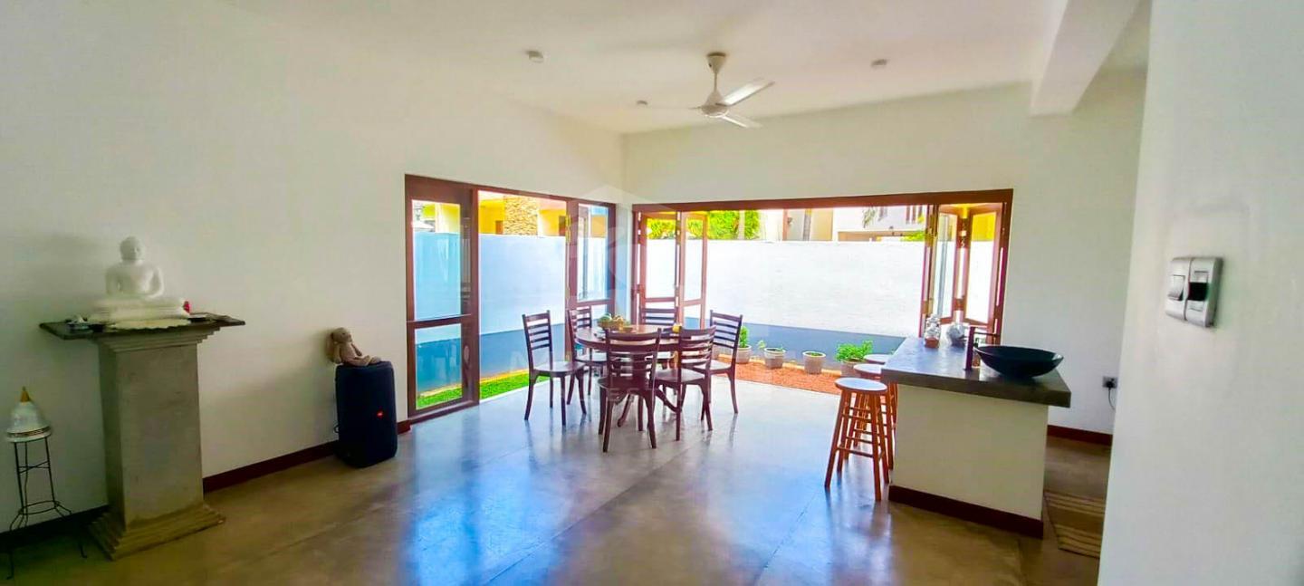 House For Rent in Mount Lavinia- image 3