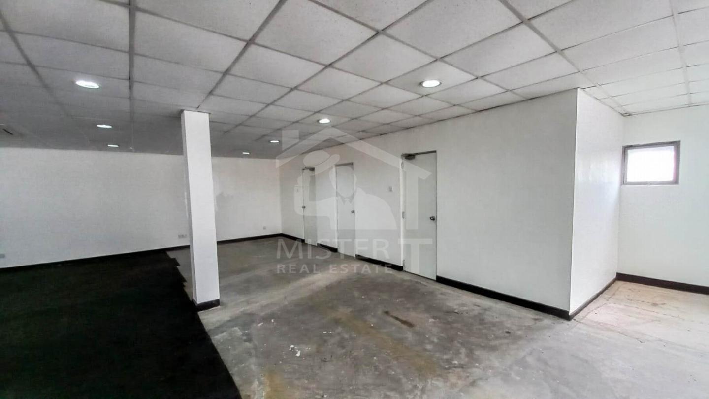 Commercial Property For Rent in Colombo 07- image 3