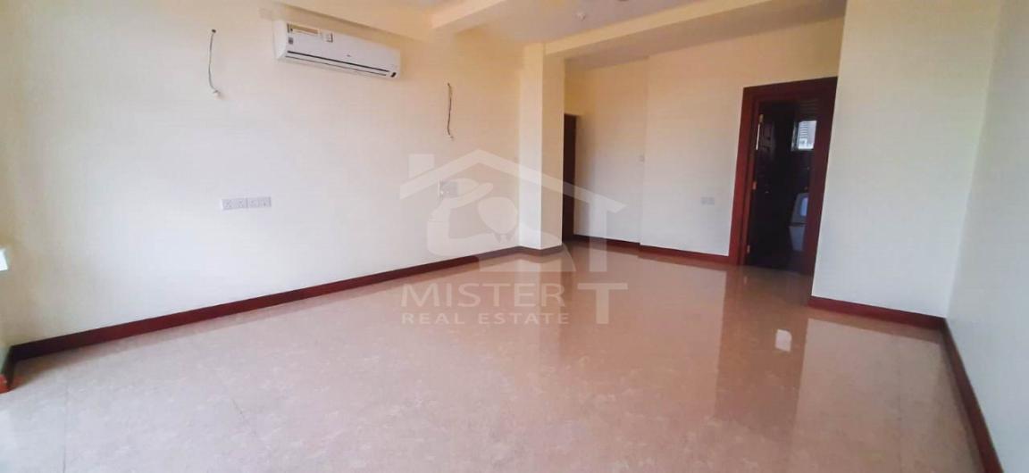 Penthouse For Rent in Colombo 03- image 4