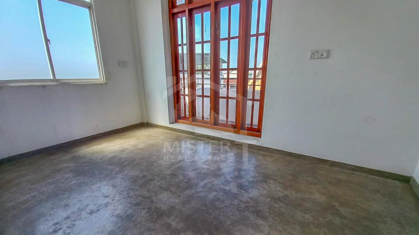 Private Apartment for Rent in Nugegoda- image 4