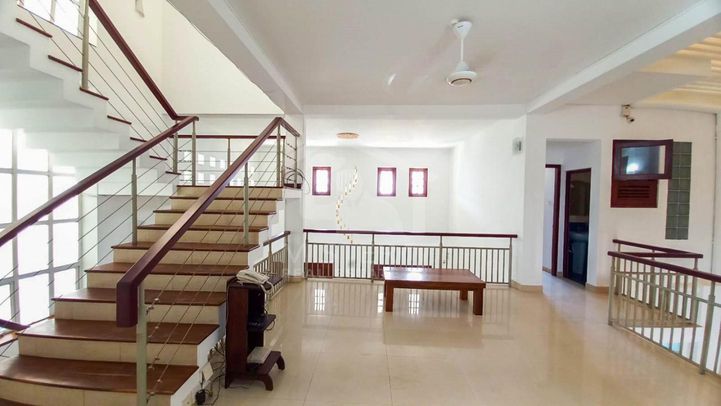 House for Rent in Colombo 08- image 5