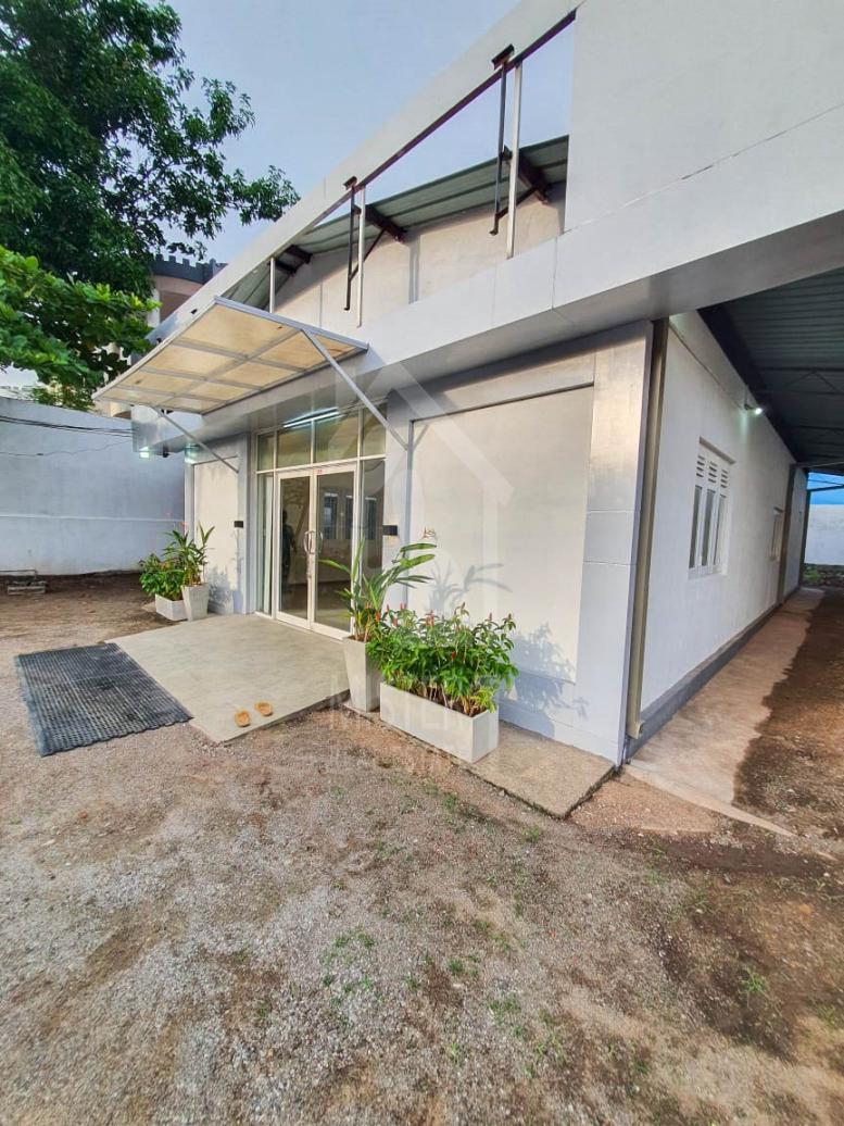 Commercial Property For Rent in Battaramulla- image 6