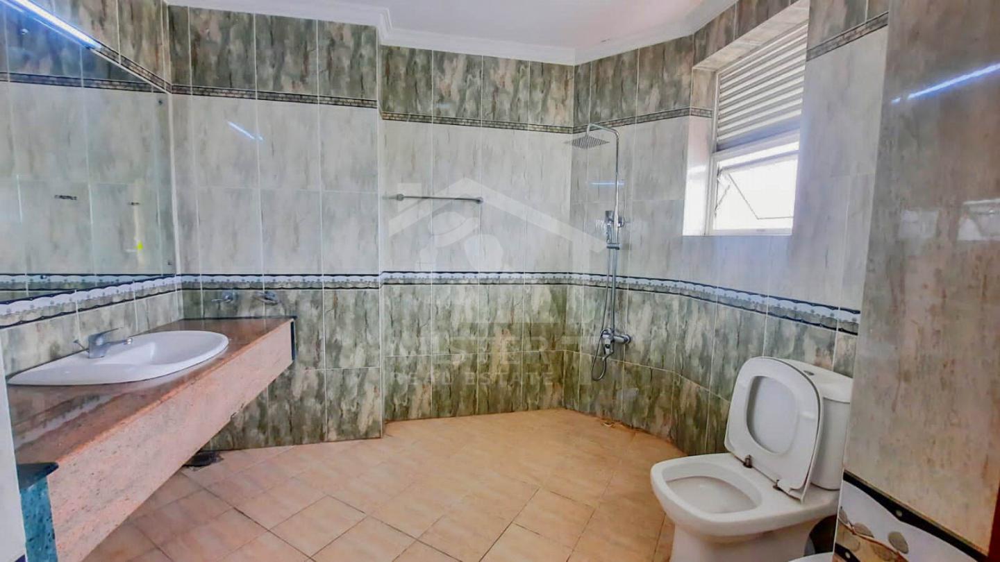 Penthouse for Rent at Suncity- image 7