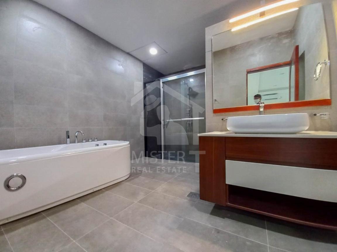 Apartment For Rent at Blue Ocean Apartments- image 9