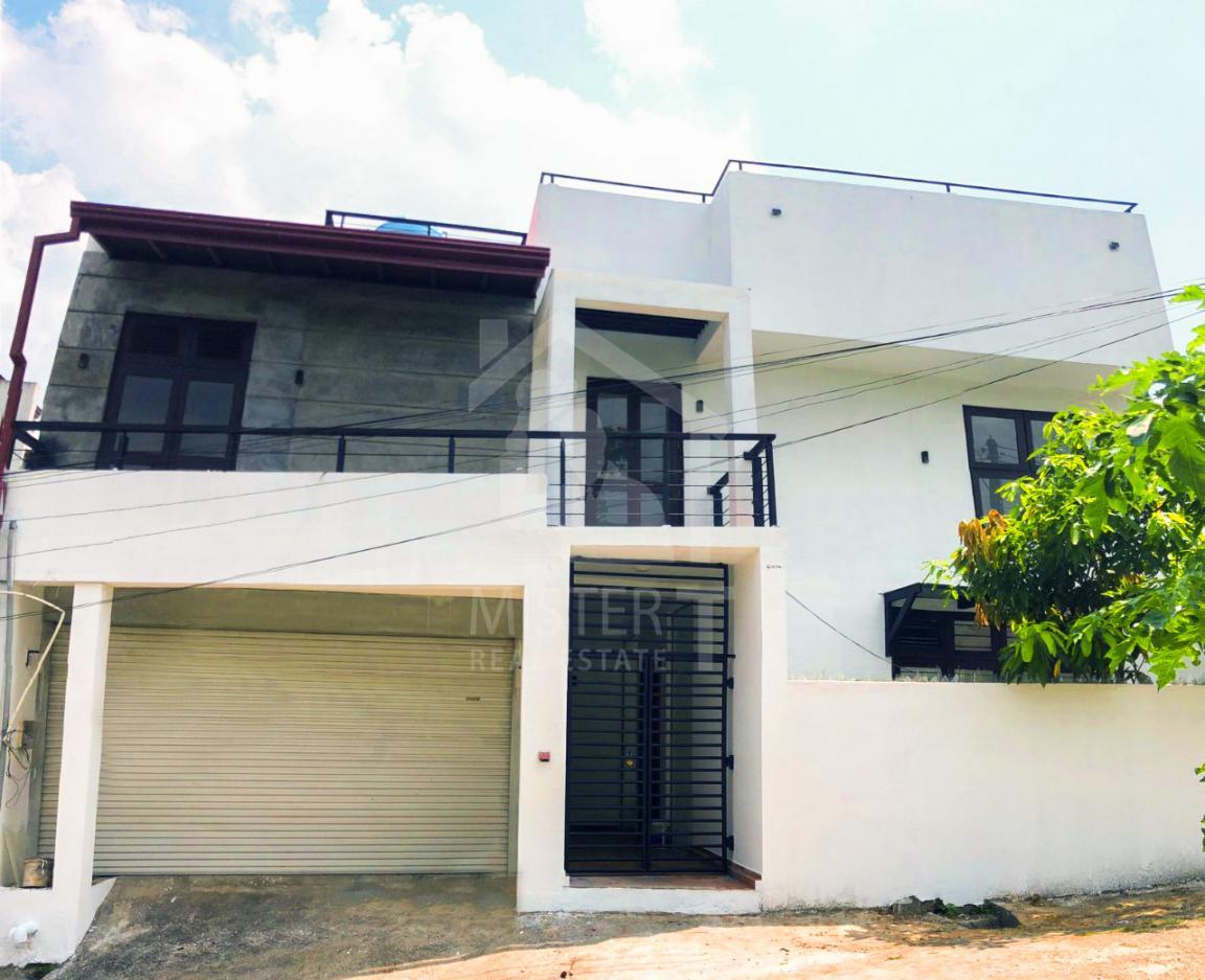 House for Rent in Kaduwela - image 1