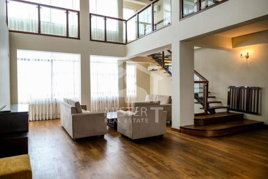 Duplex for Rent at the Kynsey Residence- image 1