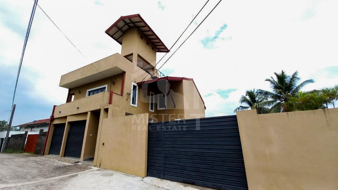 House for Rent in Thalawathugoda - image 1