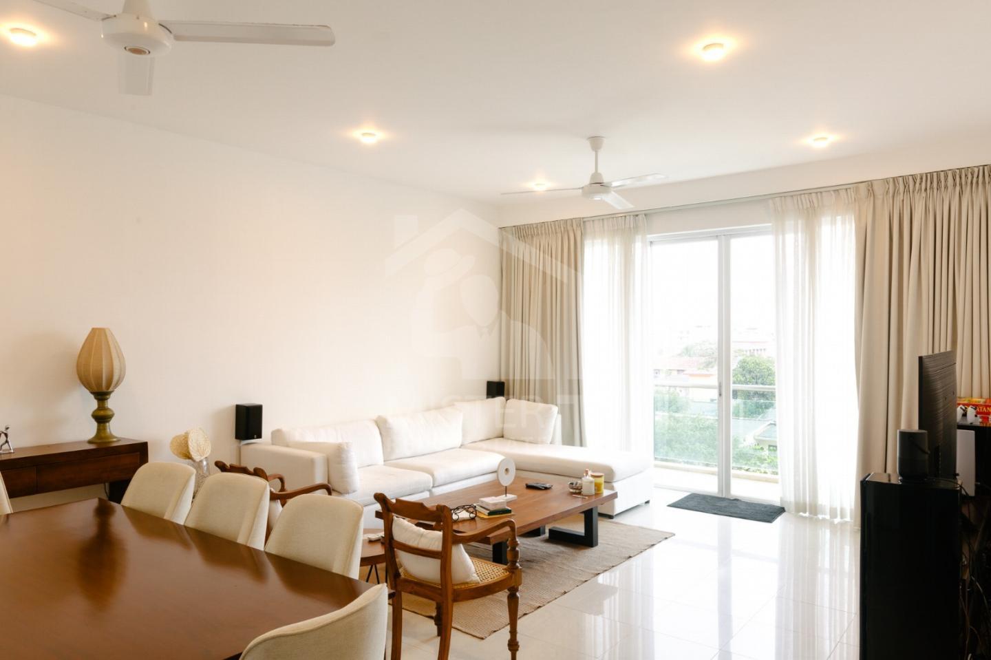 Apartment for Rent at Carriage House- image 1