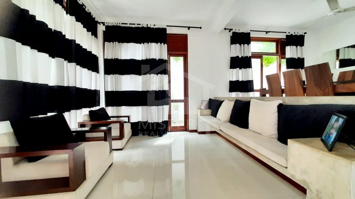 Modern House for Rent in Kotte - image 2