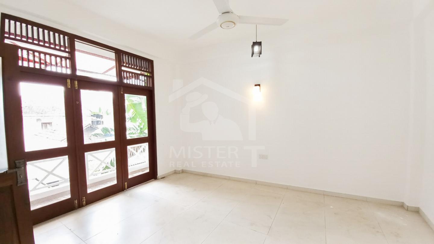 Private Apartment for Rent in Nugegoda - image 2