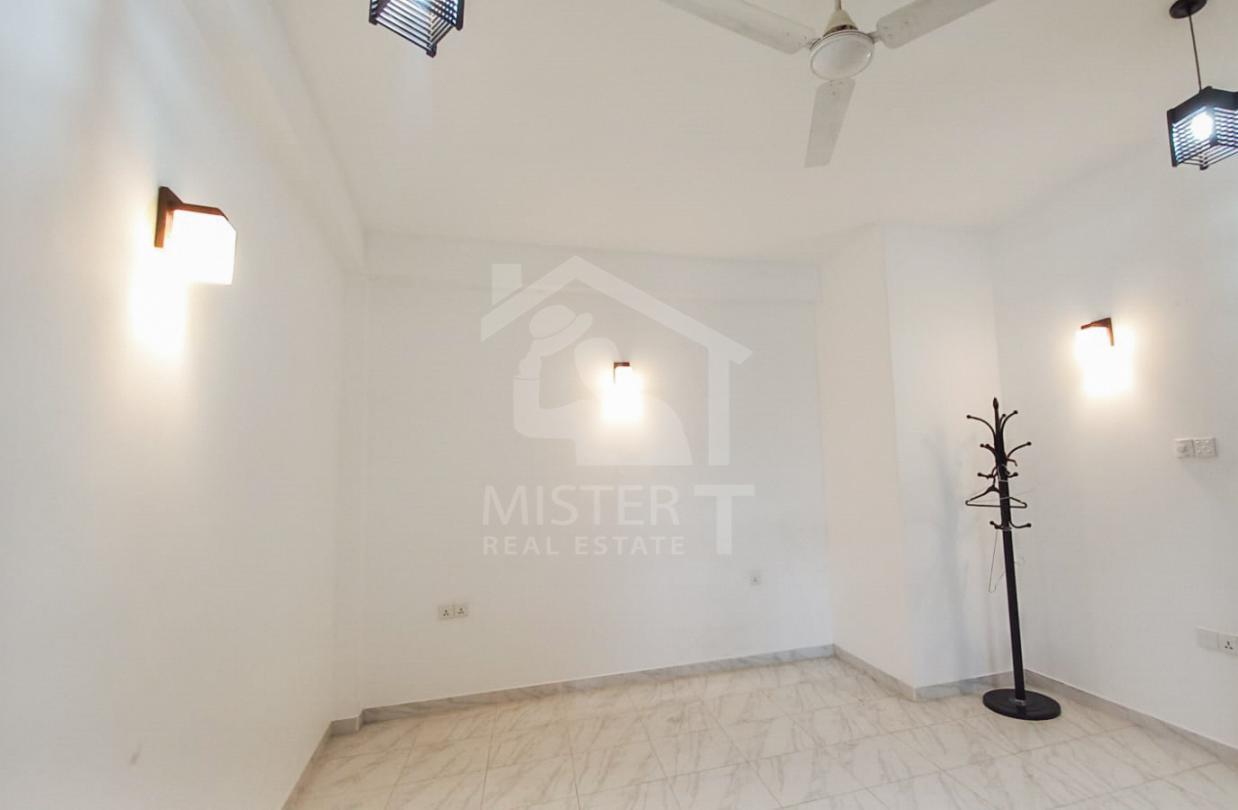 Private Apartment for Rent in Nugegoda- image 2
