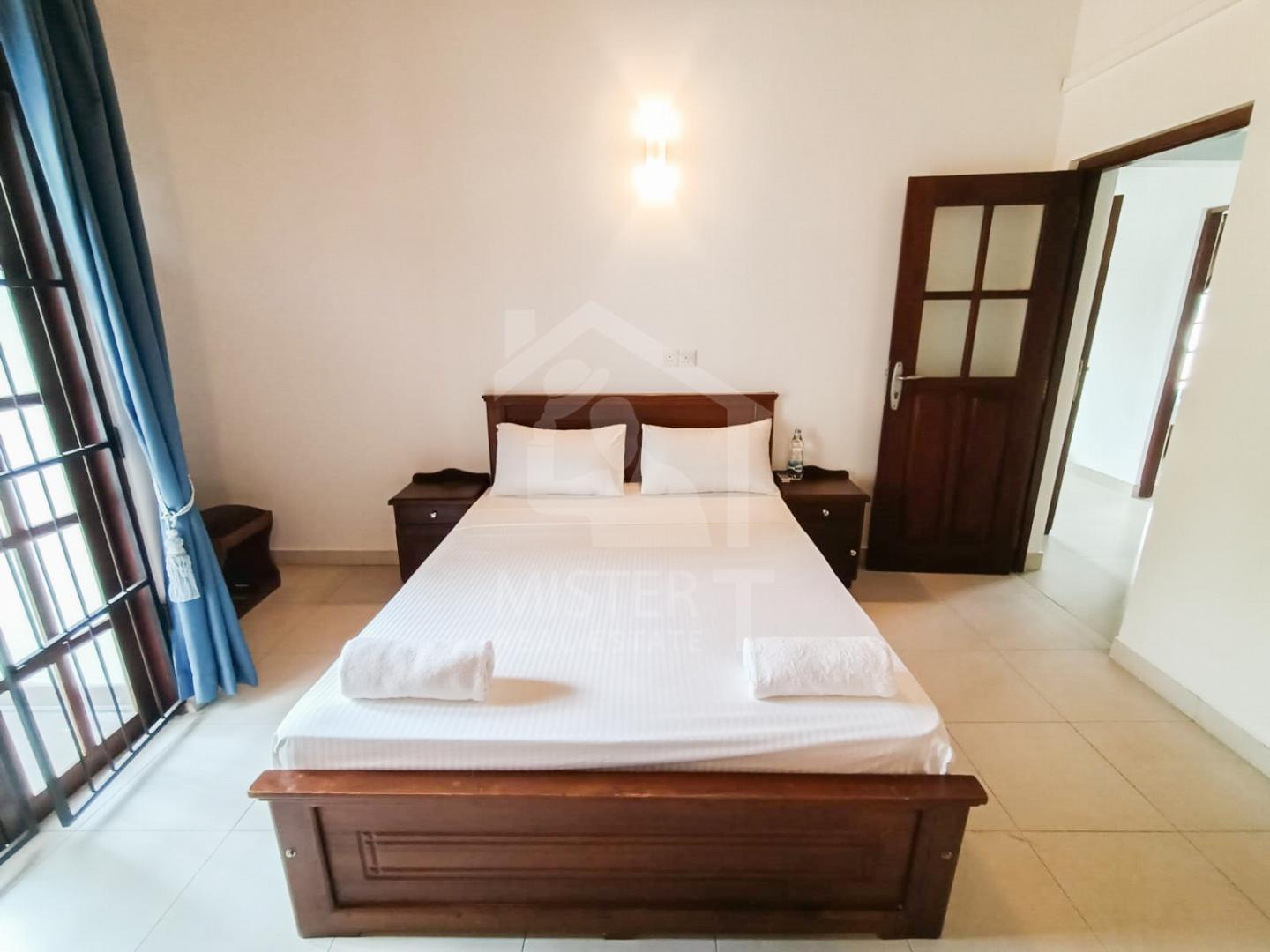 Private Apartment for Rent in Colombo 05- image 2