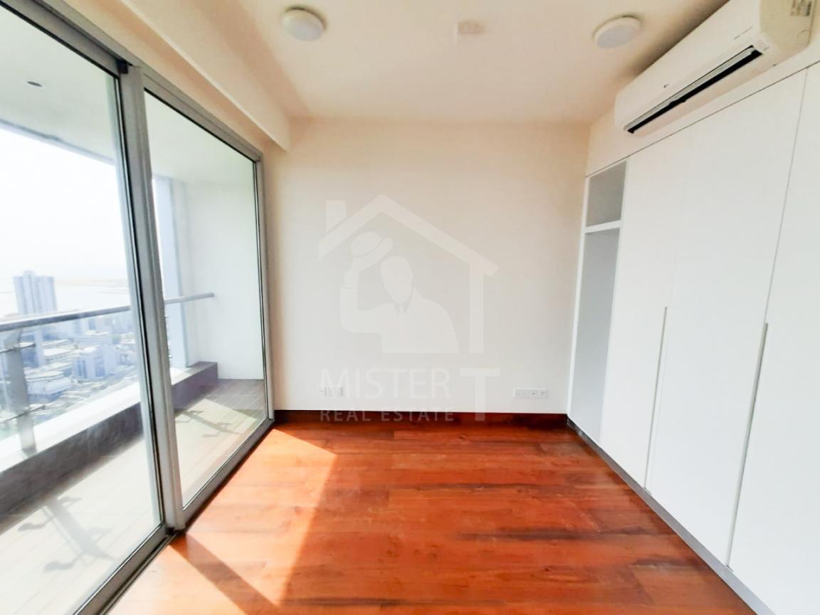  Apartment for Rent at Colombo City Centre- image 3