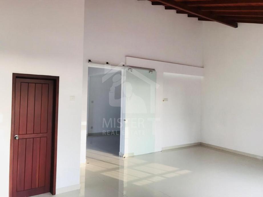 Office Space for Rent in Colombo 05- image 3