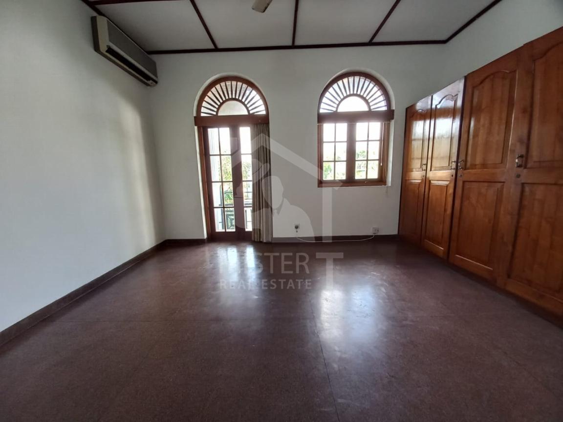 House for Rent in Colombo 08- image 3