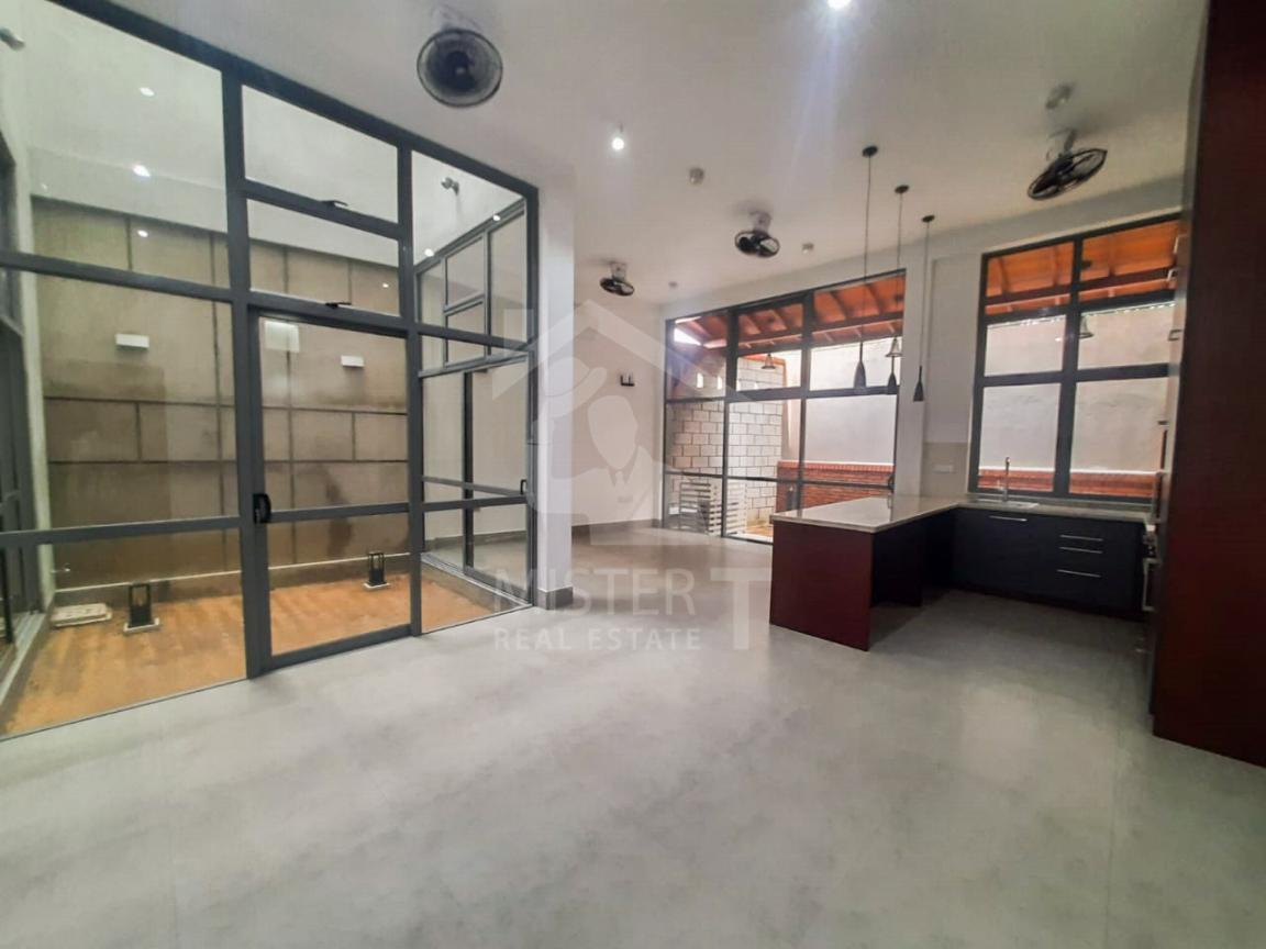 House for Rent in Rajagiriya - image 3