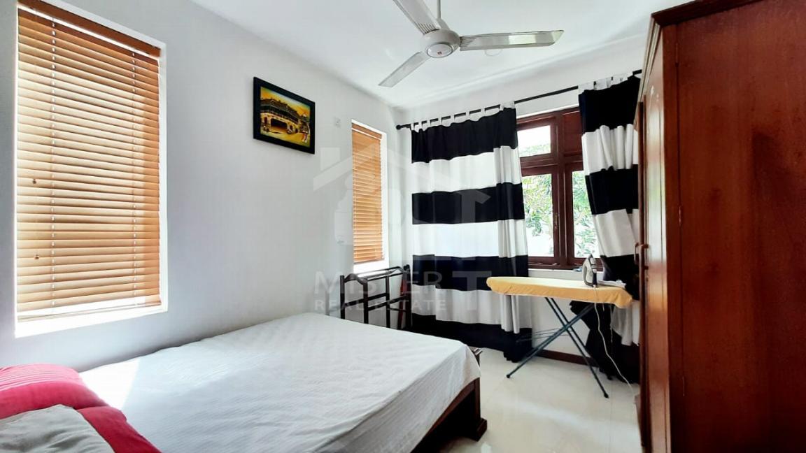 Modern House for Rent in Kotte - image 4