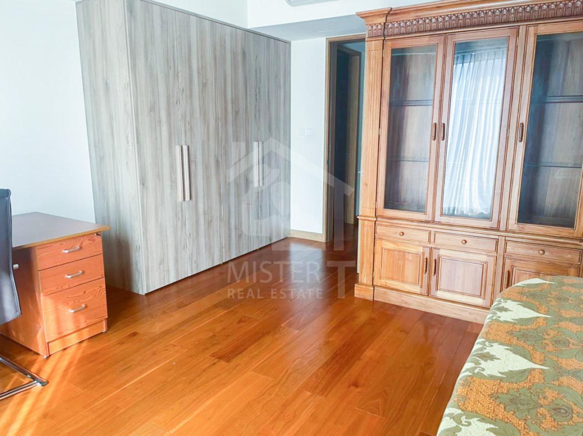 Apartment for Rent at The Residence at OGF- image 4