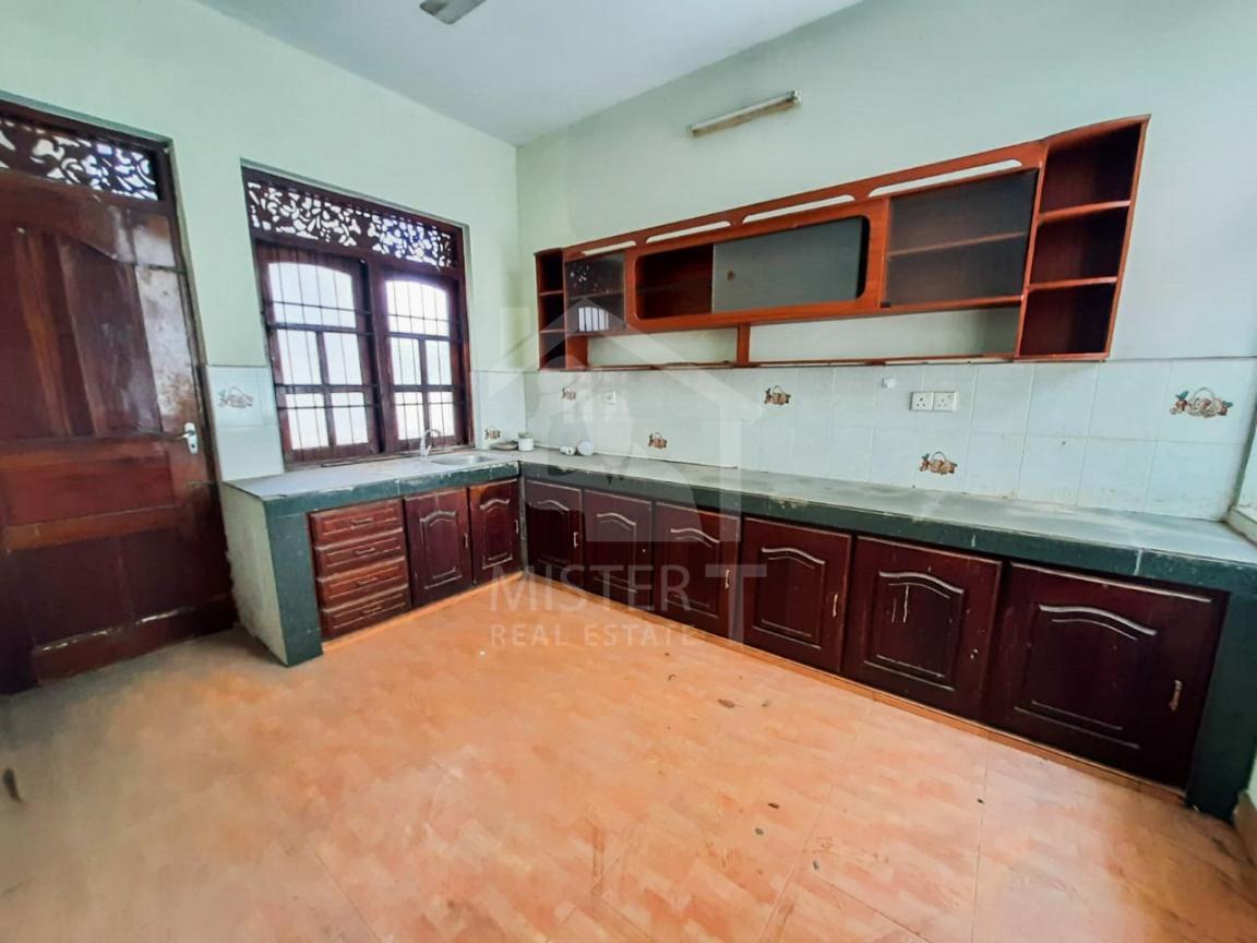 House for Rent in Dehiwala- image 4