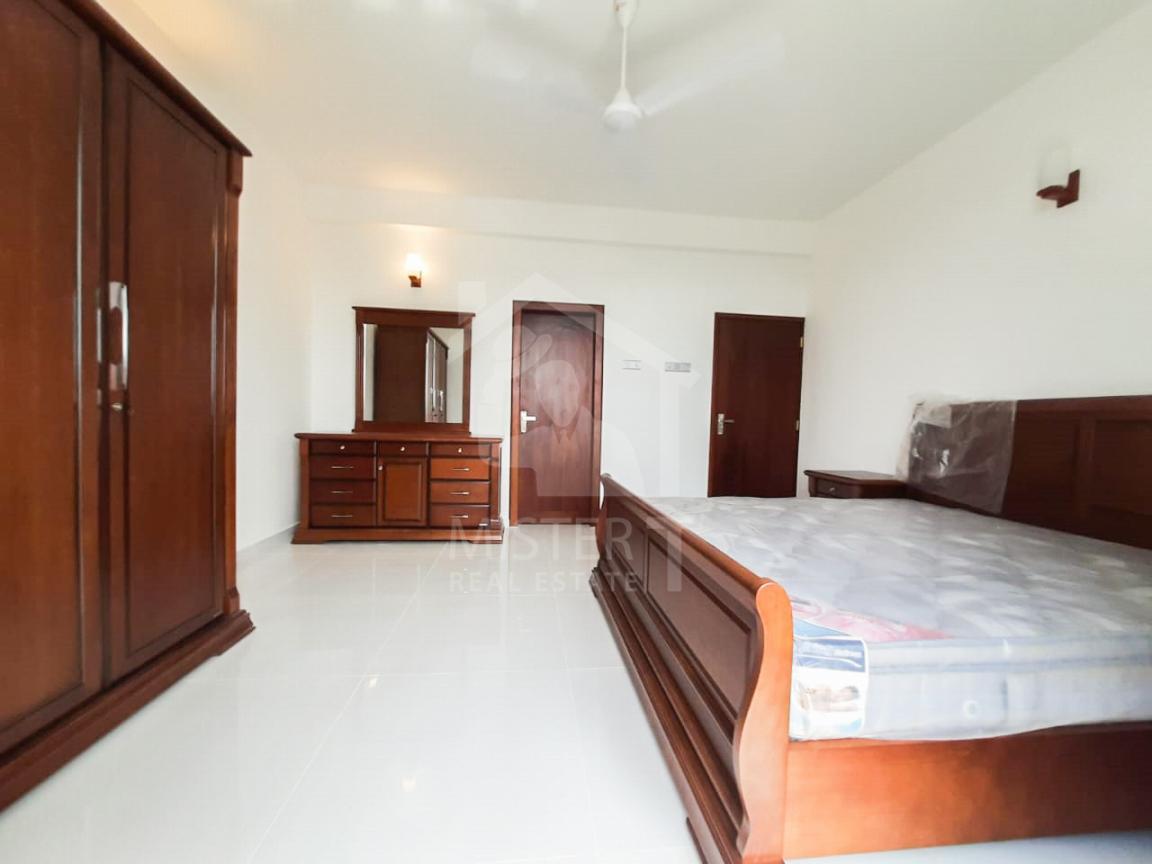 Apartment for Rent at Longdon Hill - image 4