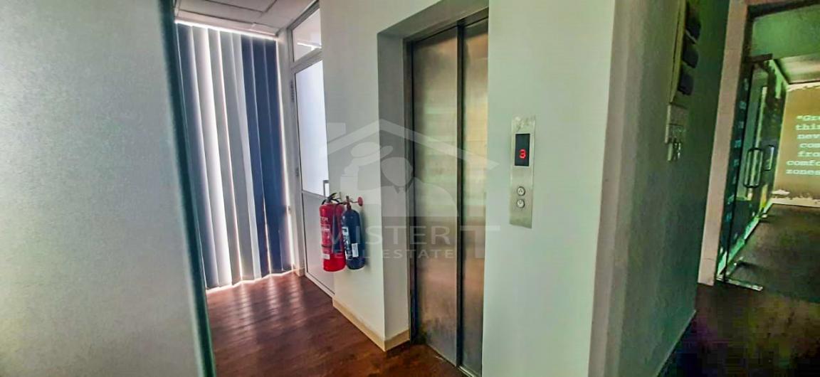 Office Space for Rent in Colombo 04- image 5