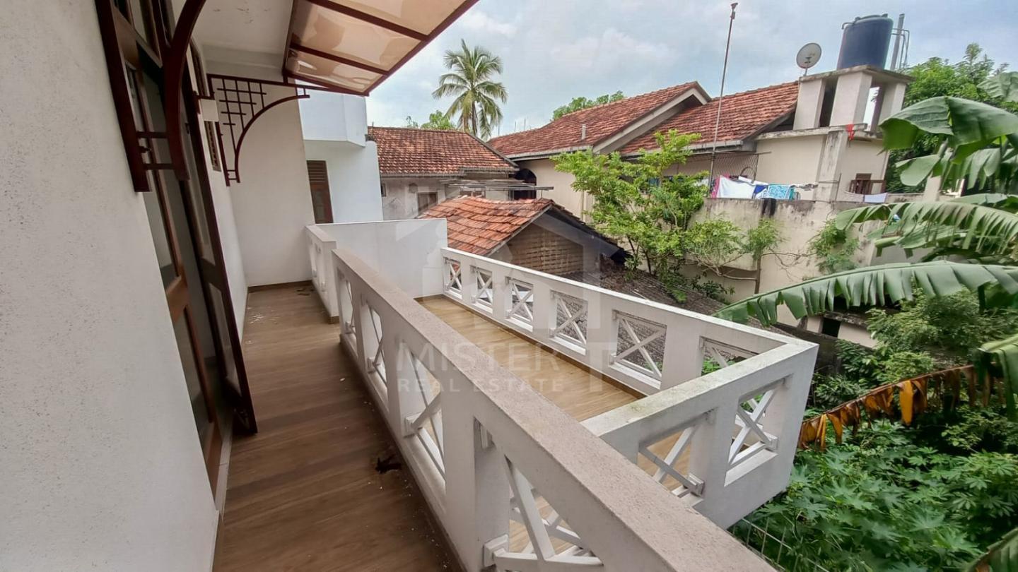 Private Apartment for Rent in Nugegoda - image 5