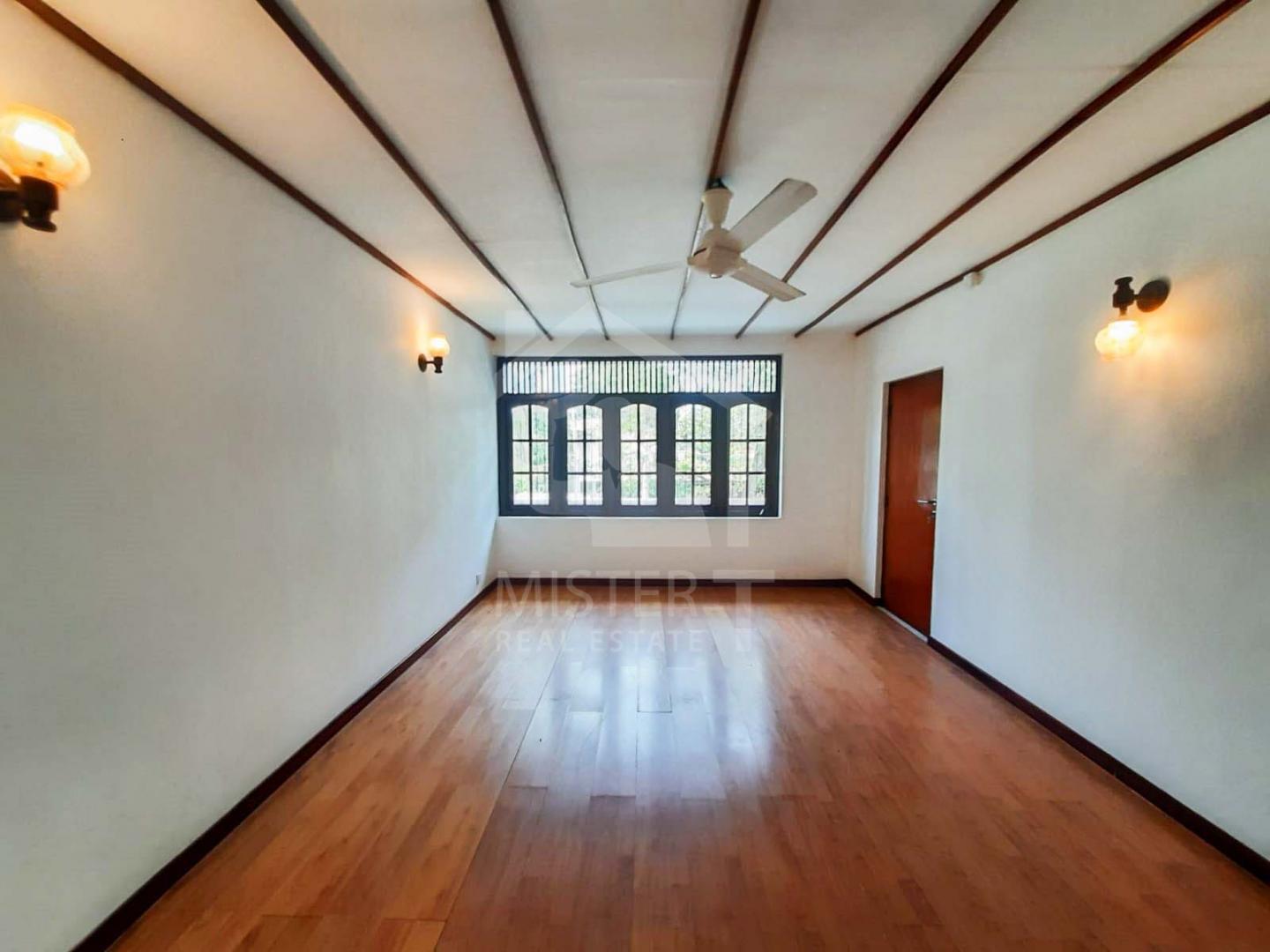 House for Rent in Colombo 05 - image 6