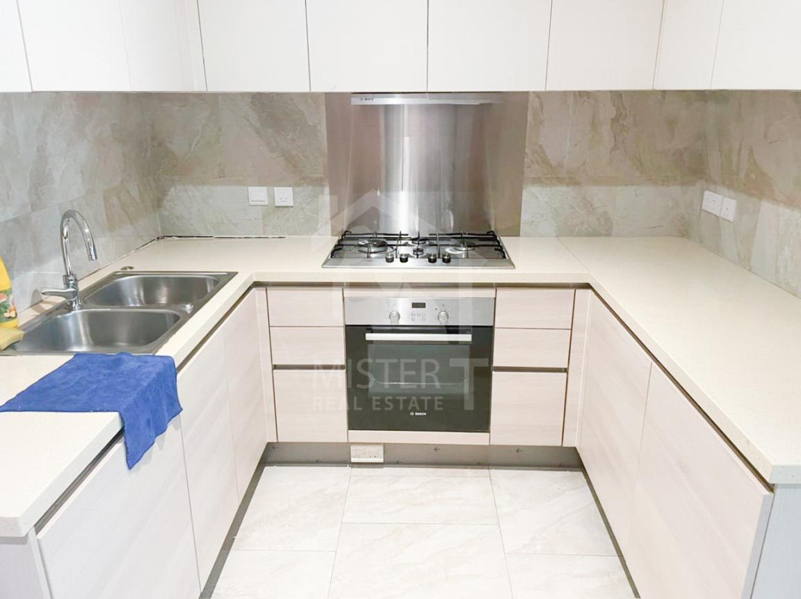 Apartment for Rent at The Residence at OGF- image 6