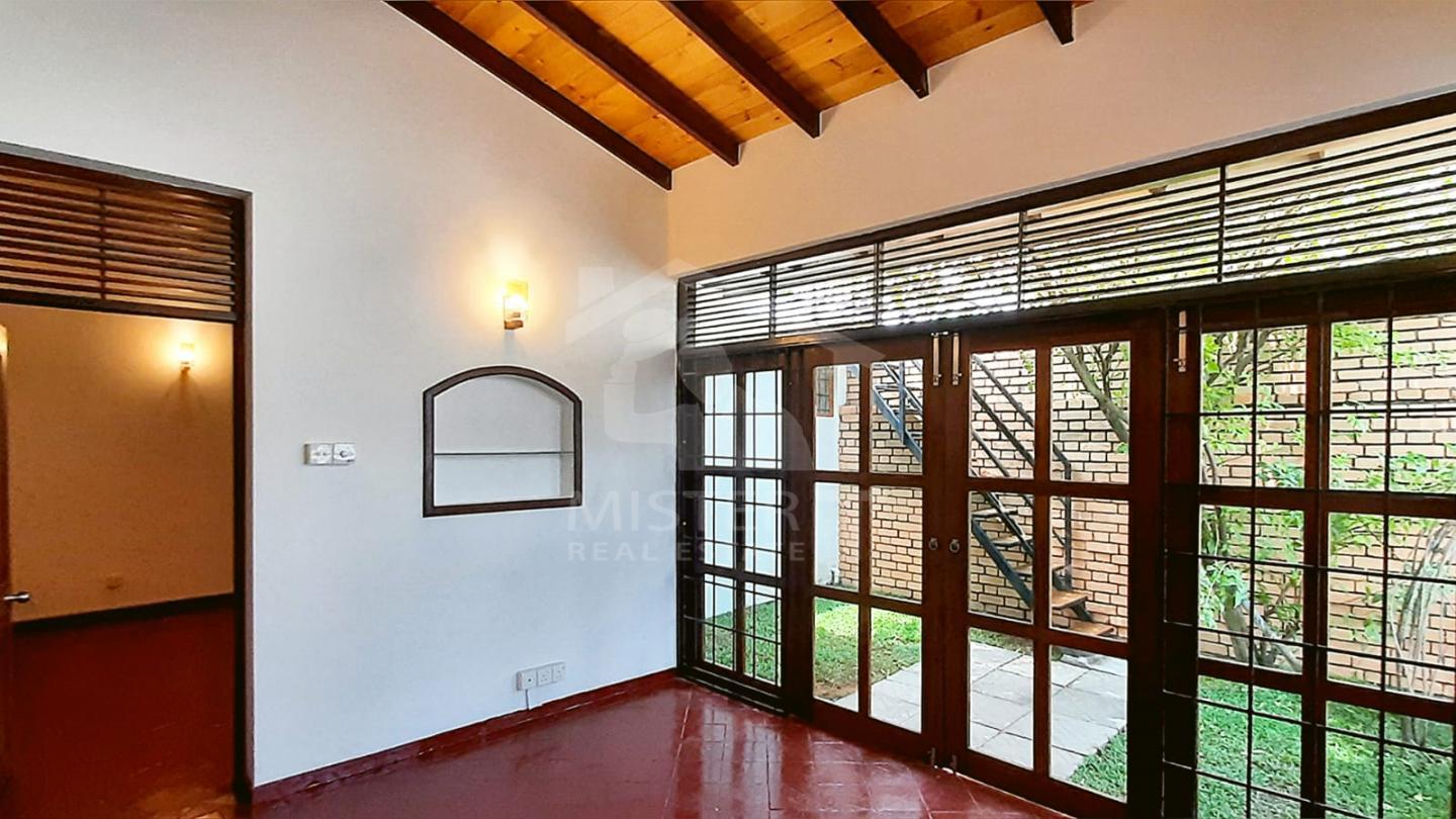 House for Rent in Colombo 08- image 6