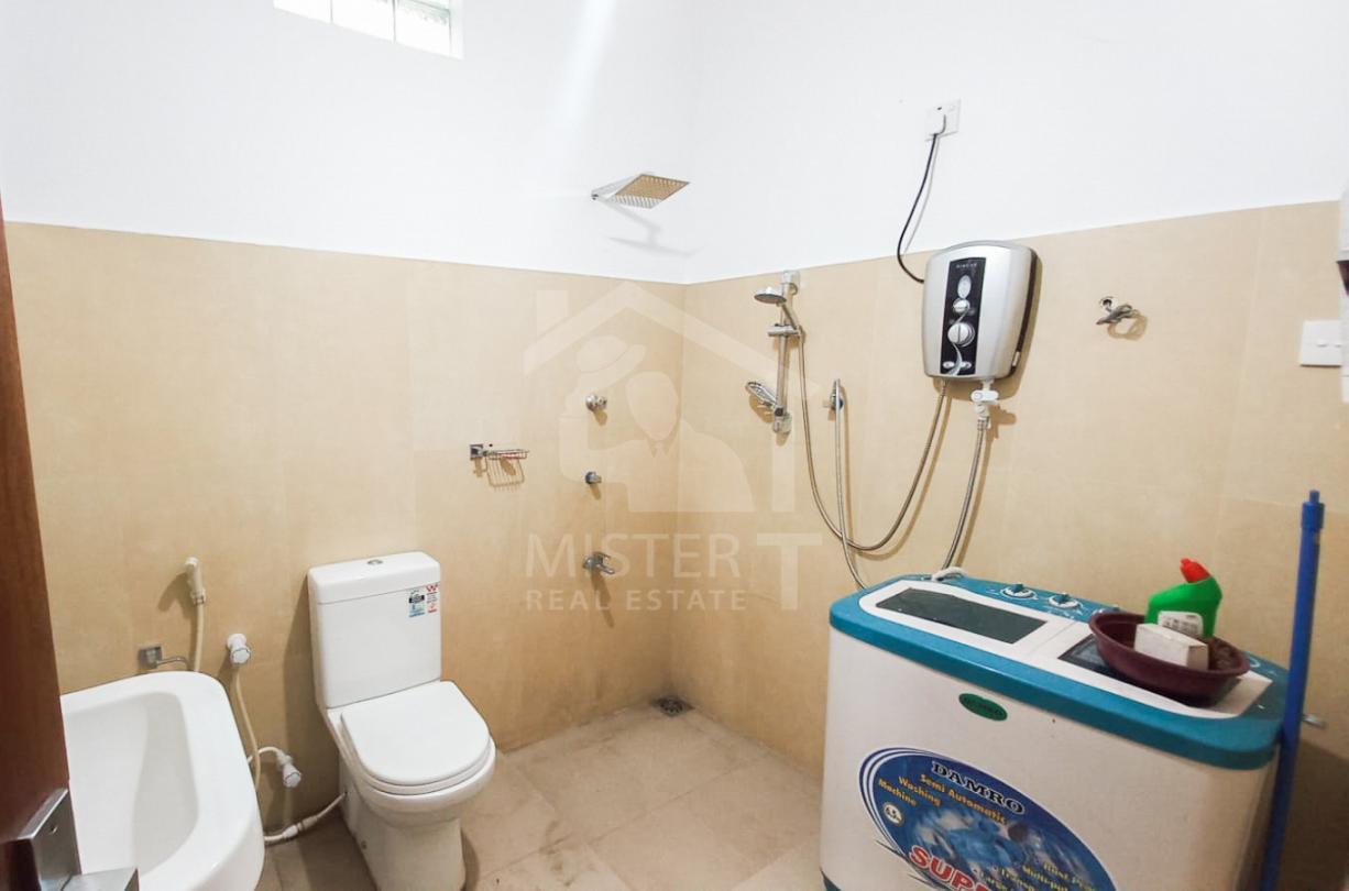 Private Apartment for Rent in Nugegoda- image 6