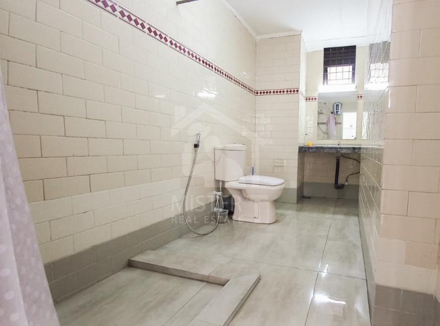 Apartment for Rent at Lucky Plaza - image 6