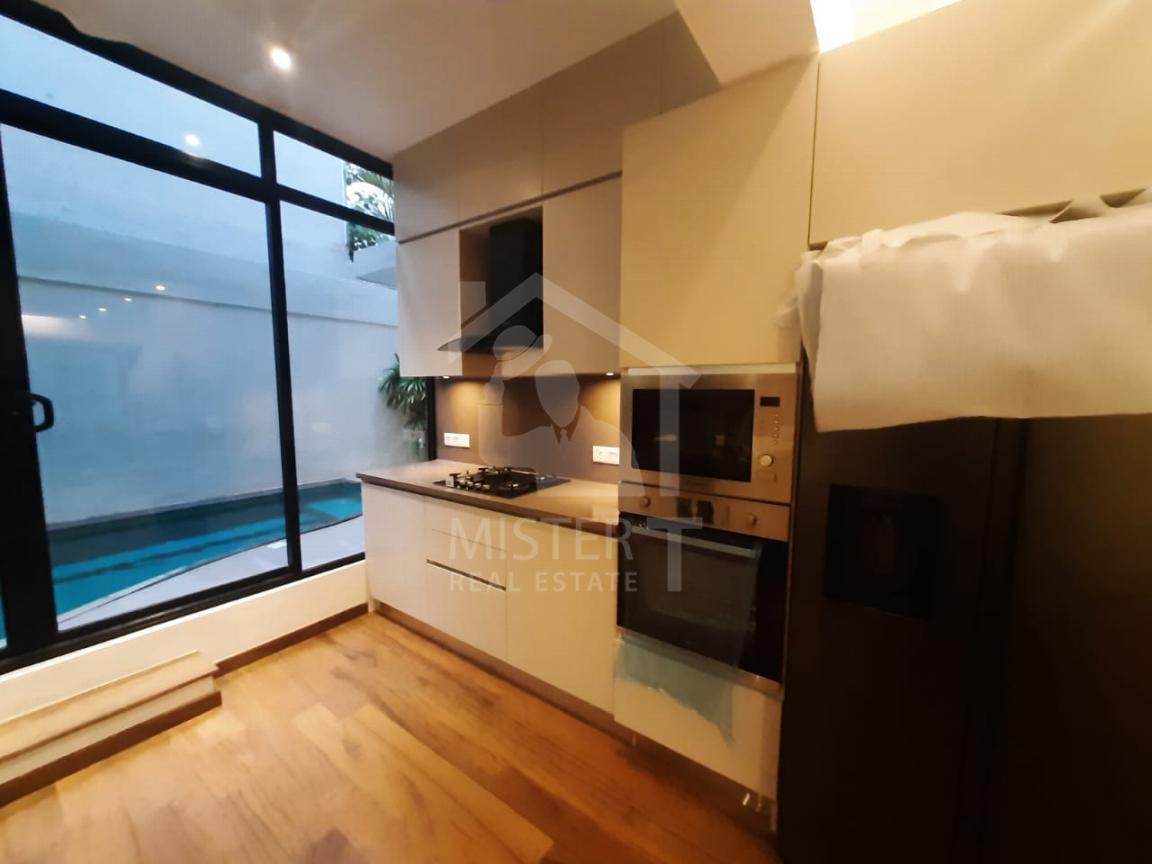 Luxury Condo Unit for Rent in Colombo - image 8