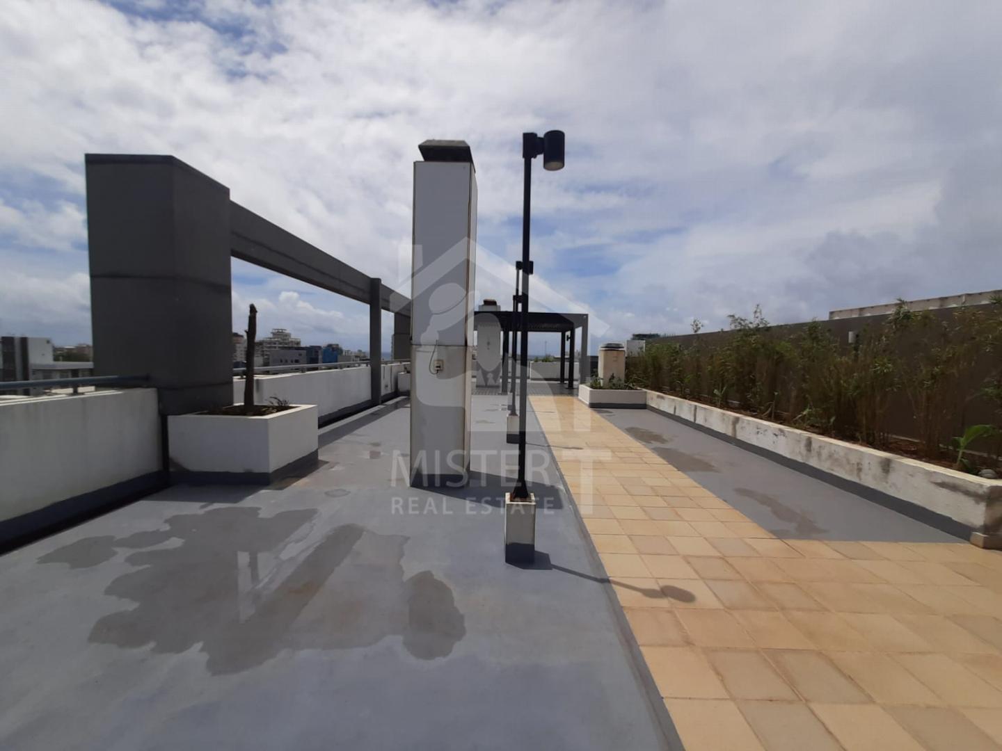 Apartment for Rent at The Everest - image 8