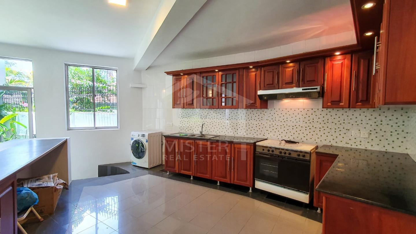 House for Rent in Colombo 05 - image 9